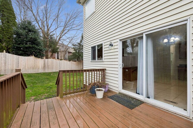 Building Photo - Located in the highly desirable McKays Mill community in Franklin, TN