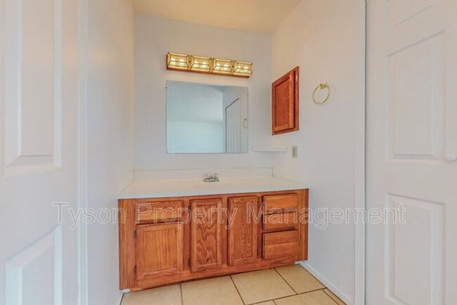 Building Photo - 708 Buckboard Rd SE