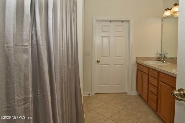 Building Photo - 12925 Spring Rain Rd