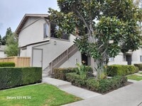 Building Photo - Beautiful Condo: 3 bed 2 Bath, located in Irvine-Woodbridge community, with a park, playground an...