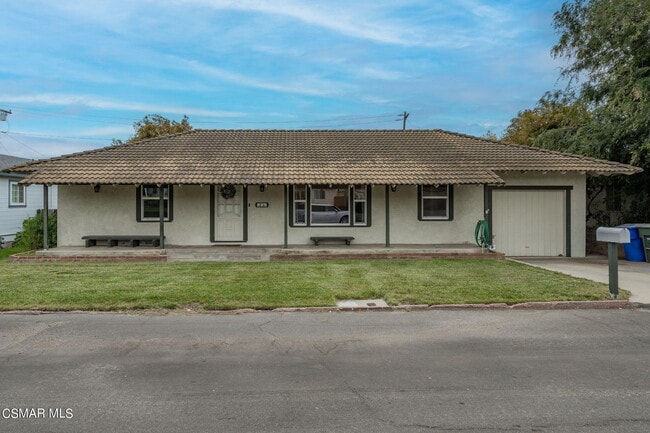 Building Photo - 75 Neish St