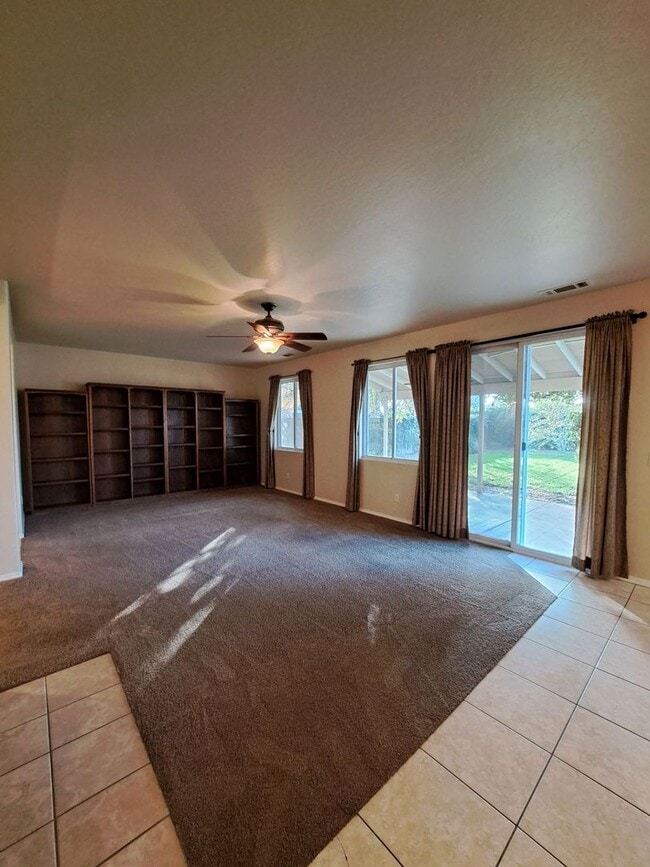 Building Photo - Spacious 2-Story Fresno Home with Bonus Room!