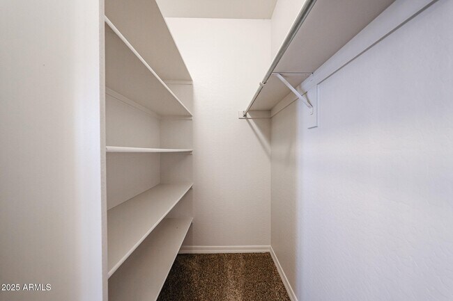 Building Photo - 3535 S Jasmine Dr