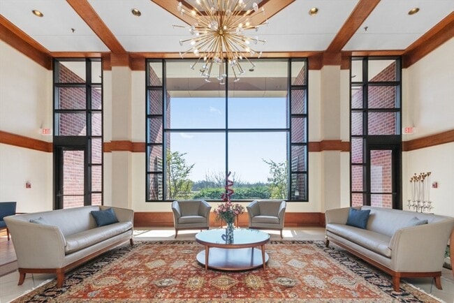 Building Photo - 199 Coolidge Ave