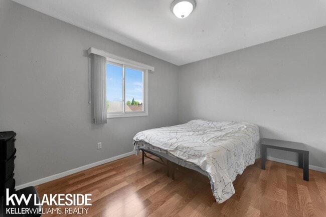 Building Photo - 51460 Blue Spruce Dr