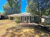 Building Photo - 2115 Double Oaks Rd