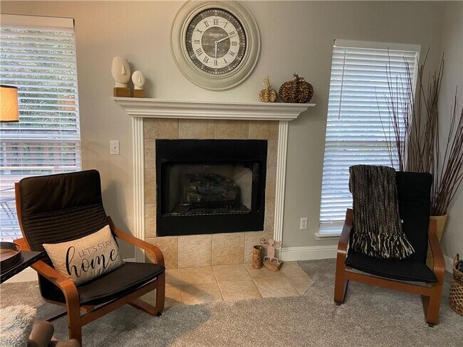 Building Photo - 15 Rillington Dr