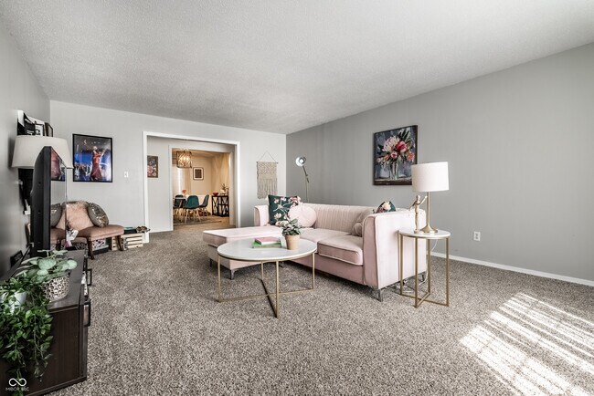 Building Photo - 6503 Park Central Way