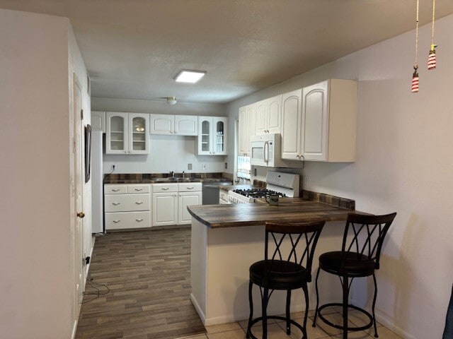 Building Photo - 2030 Club Ave