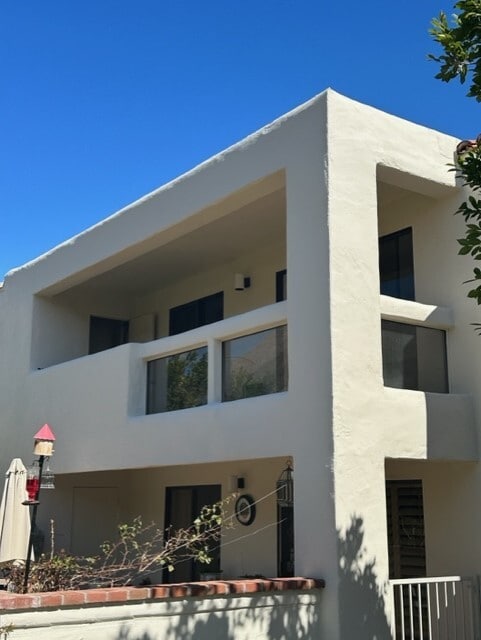 View of the second floor balcony - 255 E Avenida Granada