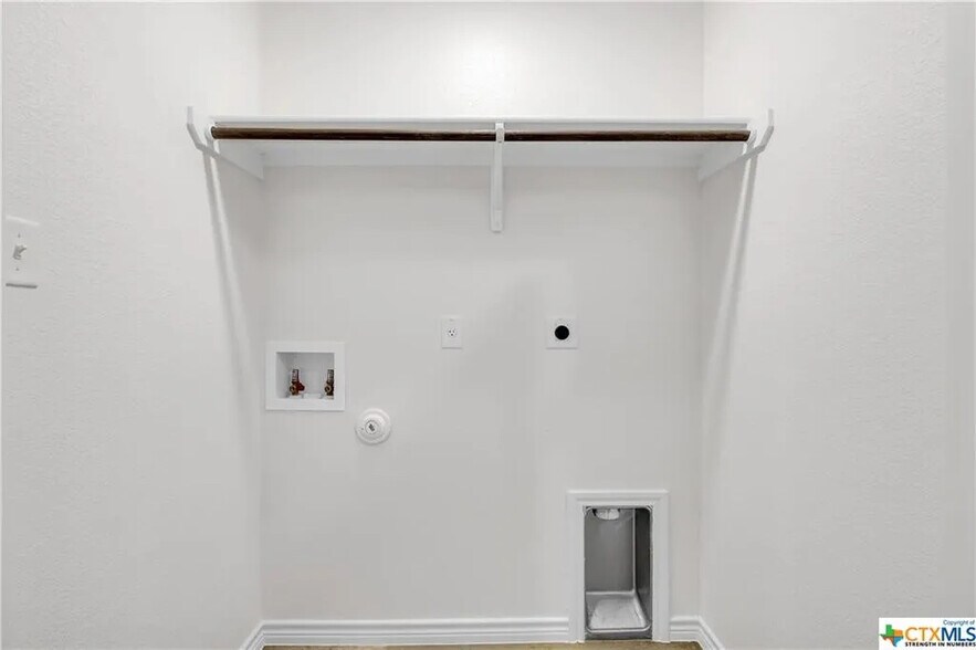 Building Photo - 1238 Lehmann