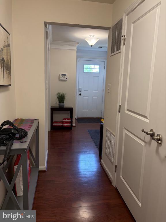 Building Photo - 9449 Virginia Jane Way