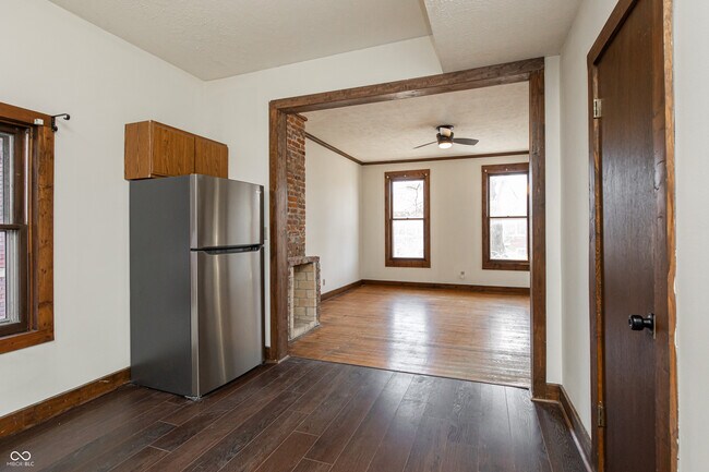 Building Photo - 2107 N Pennsylvania St