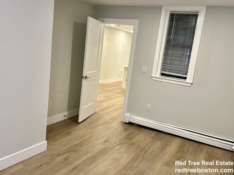 #2 - 40 Joy St