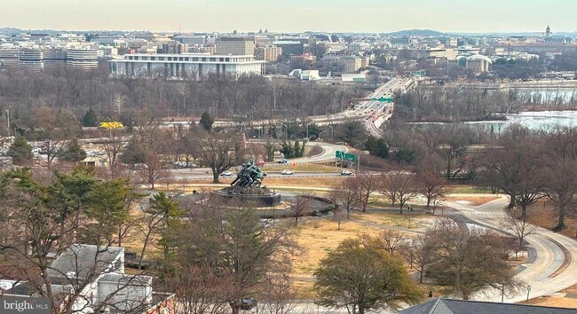 Building Photo - 1200 N Nash St
