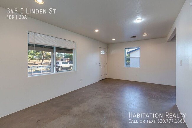 Building Photo - Pre-Lease!! Modern Style, beautifully reno...