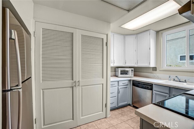 Building Photo - 5655 2nd St