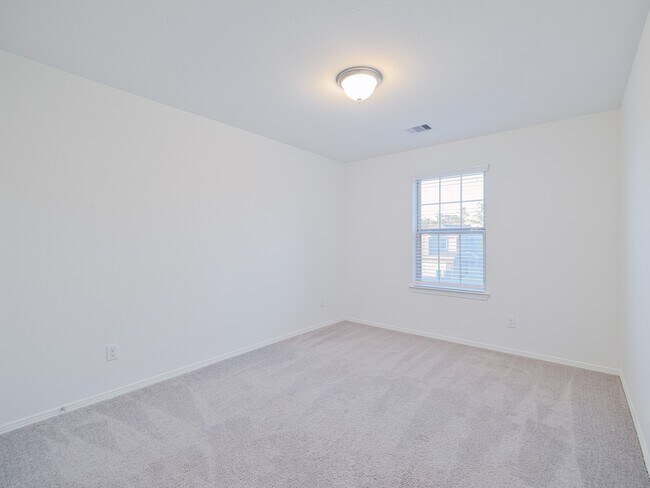 Building Photo - 10711 Catclaw Ct