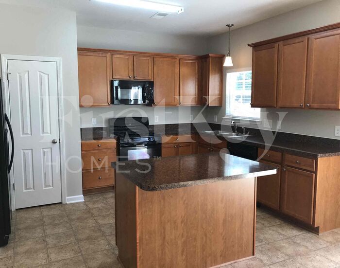 Building Photo - 5972 Odenton Ln