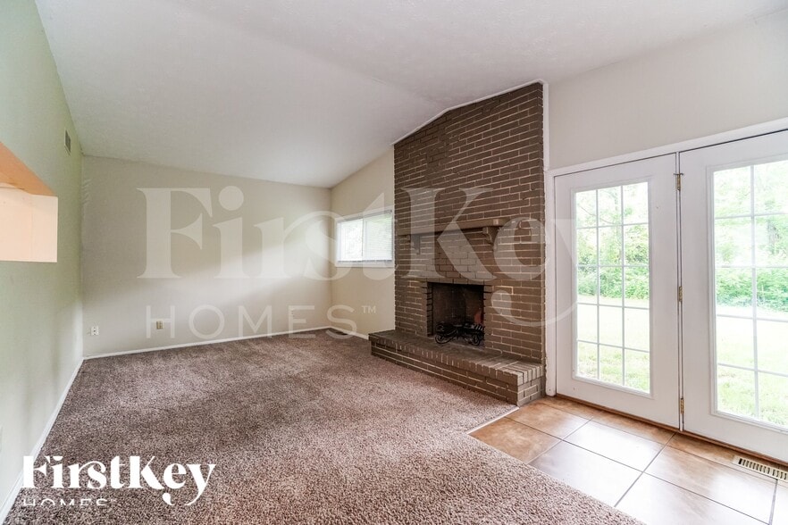 Building Photo - 161 Greenlake St