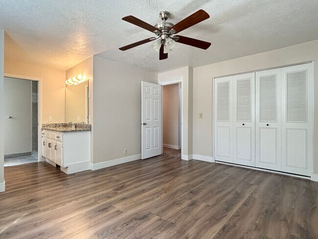 Building Photo - Mountain Views at Meadow Cove on 1/4 Acre ...