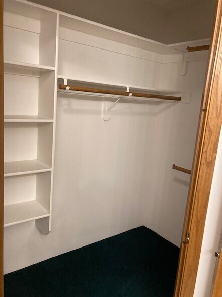 Building Photo - 18317 E Riverway Ave