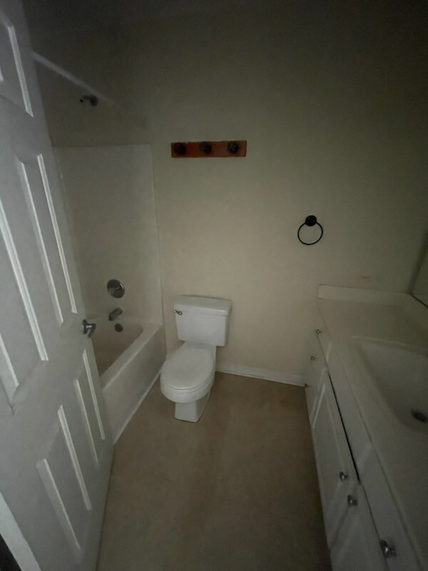 Building Photo - 3 Sweetland Ct