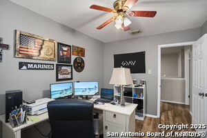 Building Photo - 7205 Breeze Hollow