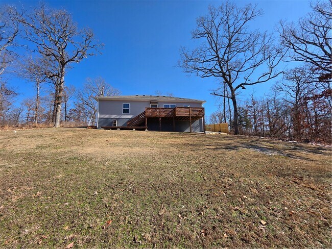 Building Photo - 8 Horncastle Dr