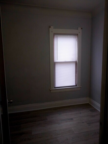 Building Photo - 3118 Elm St