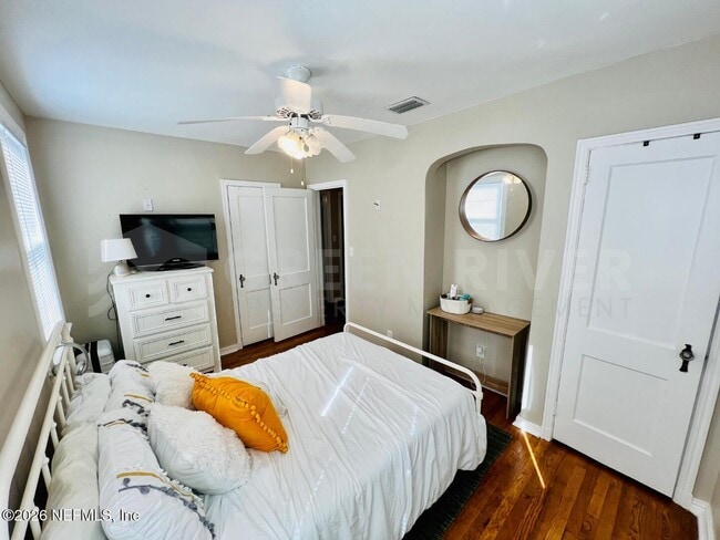 Building Photo - 1503 Parrish Pl