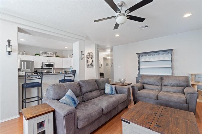 Building Photo - 3937 Eagles Nest St