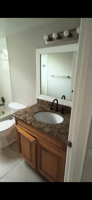 Building Photo - 1504 Lake Crystal Dr