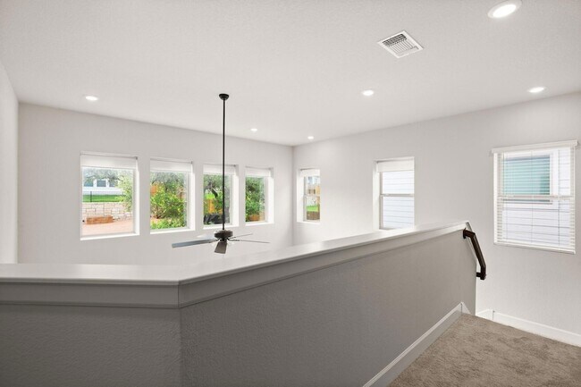 Building Photo - 12809 Stanford Dr