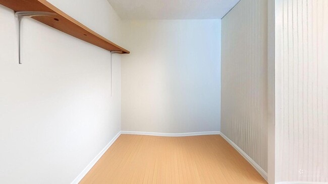 Building Photo - Spacious 5-Bedroom, 4-Bathroom Home Near UVM & Downtown Burlington (10 Walnut St)