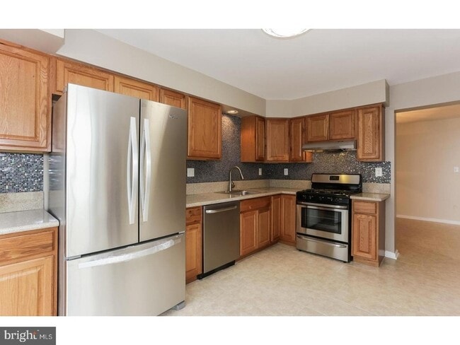 Building Photo - 206 Sandpiper Ct