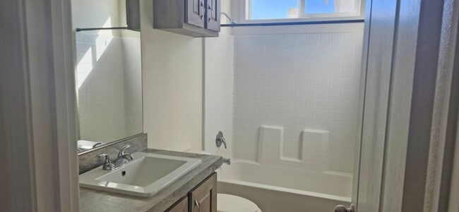 Building Photo - 5510 Clark Rd