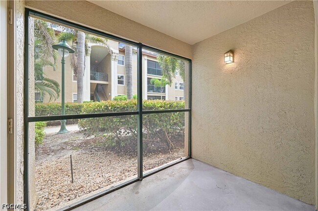 Building Photo - 8920 Colonnades Ct E