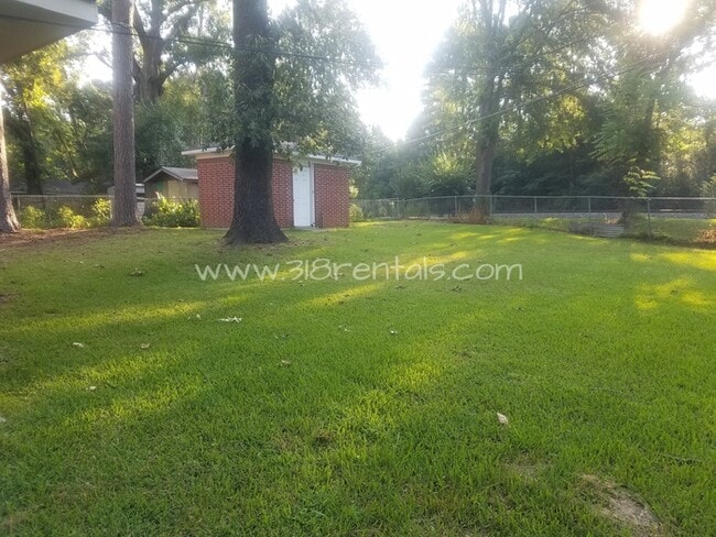 Building Photo - 9291 Savanna Dr