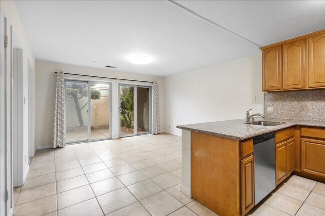 Building Photo - 3310 Fir Ave