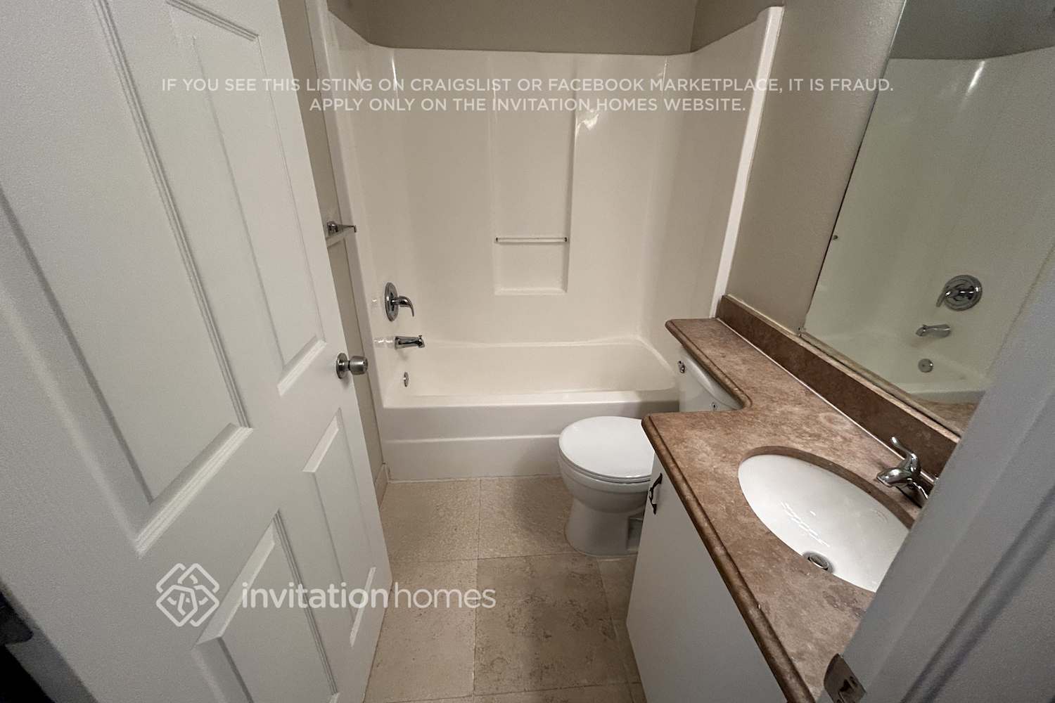 Building Photo - 26880 Silverado E Dr