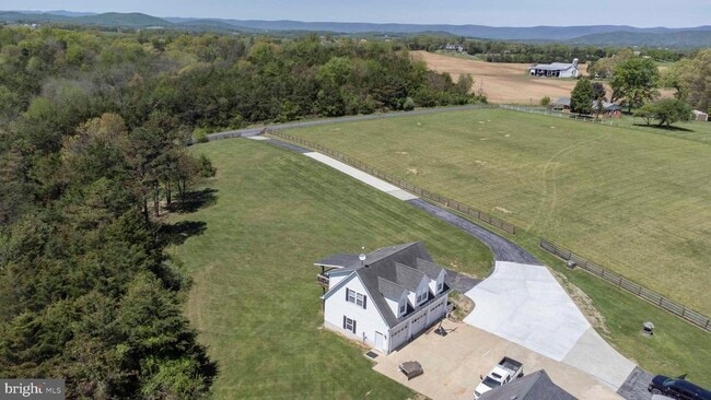 Building Photo - 348 Lantz Rd