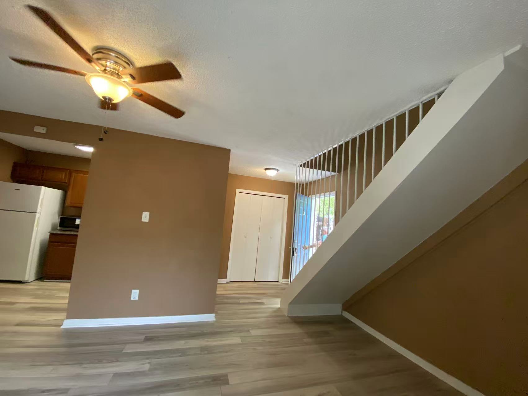 Building Photo - 5002 Blue Spruce Cir