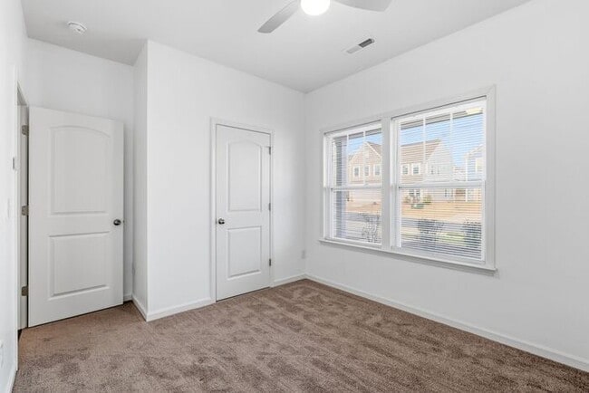 Building Photo - Experience Luxury Living in Reedy Fork