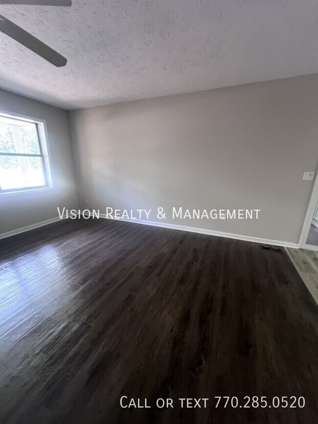 Building Photo - 155 Castleman Rd