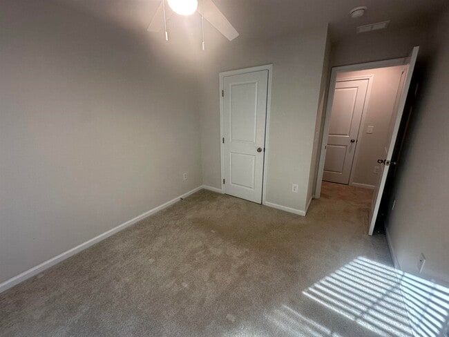 Building Photo - 146 Villa Grande St