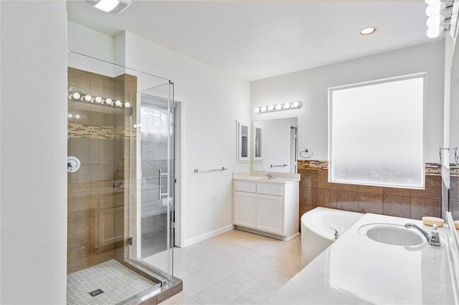 Building Photo - 4415 Greystone Way
