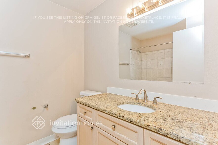 Building Photo - 12043 E Arizona Dr