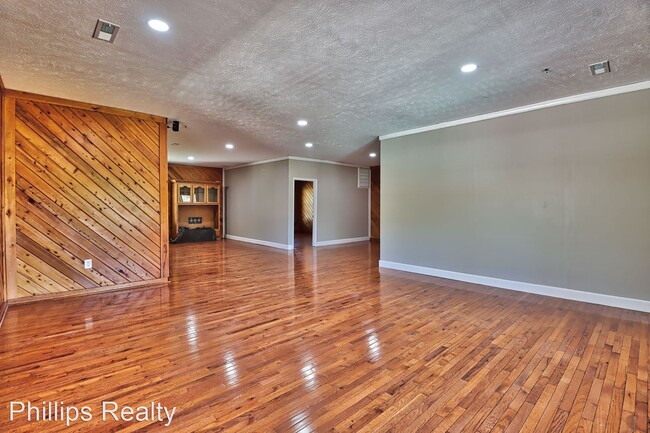 Building Photo - 4 br, 2 bath House - 6912 Bay Road
