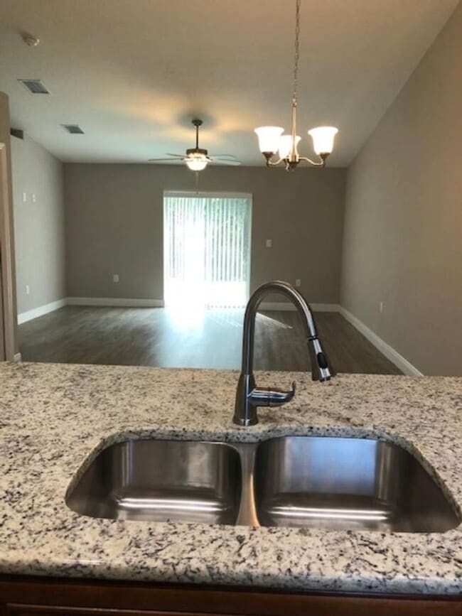 Building Photo - CITRUS SPRINGS DUPLEX